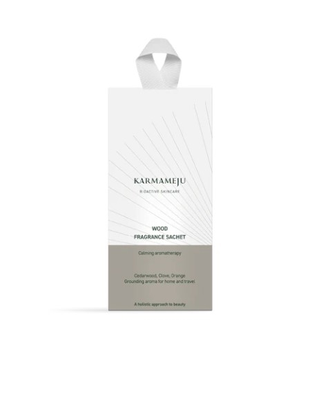 KARMAMEJU WOOD DUFTPOSE